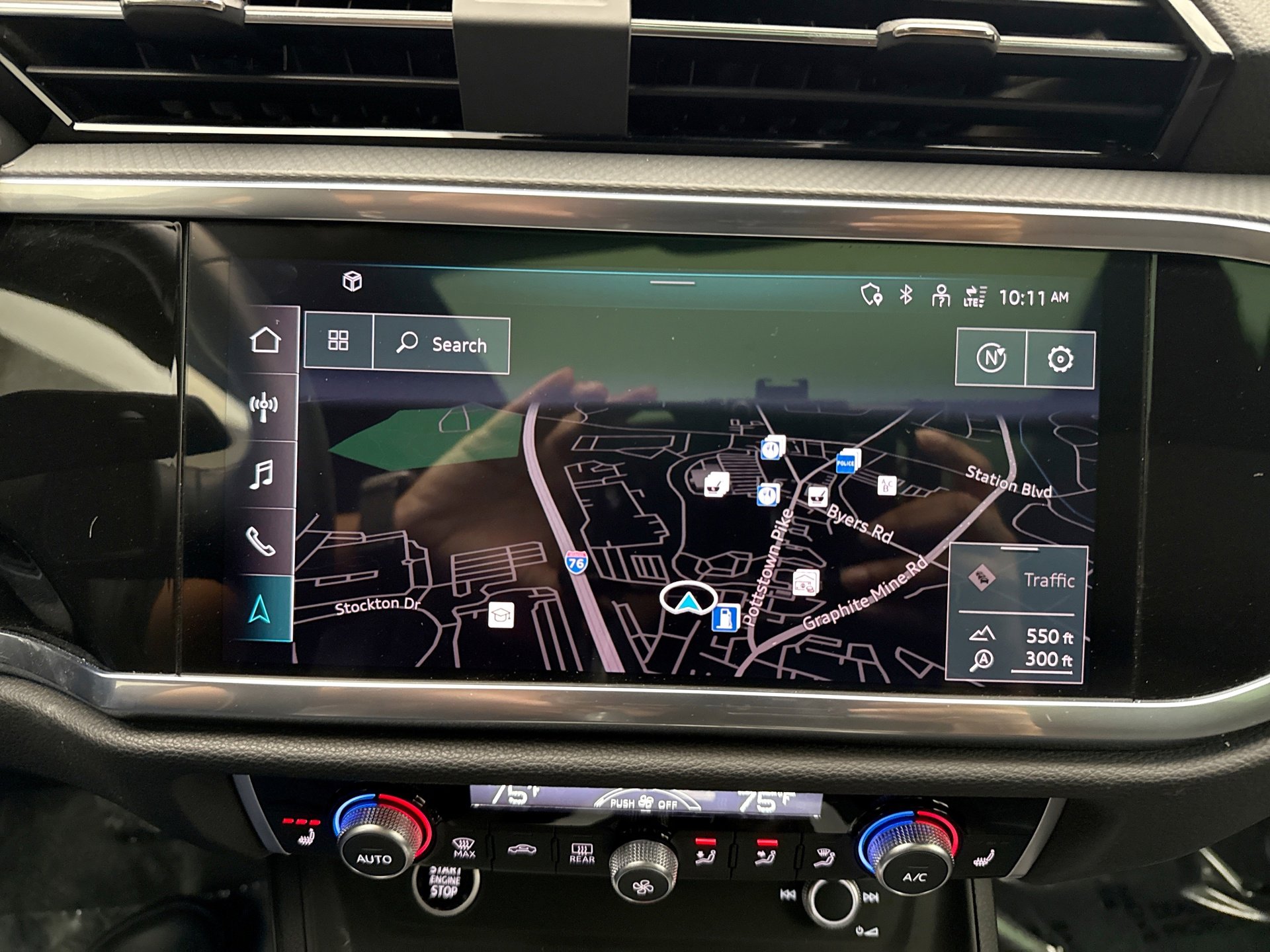 Used 2022 Audi Q3 2.0T Premium Plus w/ Premium Plus Package image 15