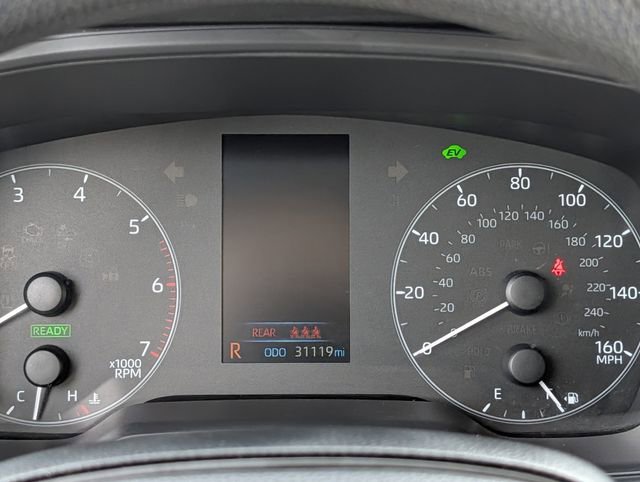 Used 2025 Toyota Corolla LE FWD image 21
