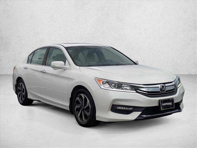 Used 2016 Honda Accord EX image 3