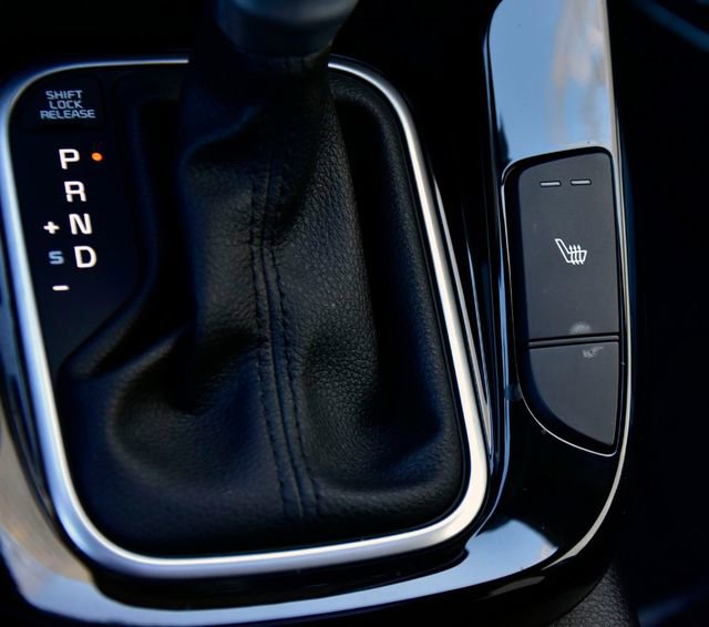 Certified 2025 Kia Soul EX image 25