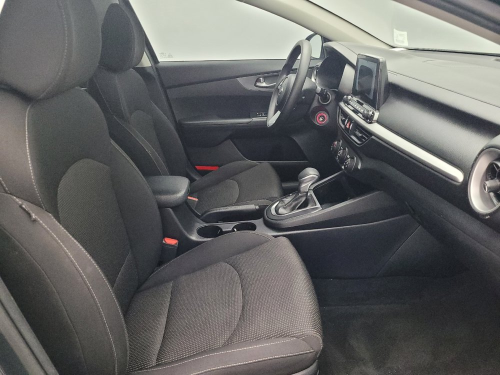 Used 2020 Kia Forte LXS FWD image 21