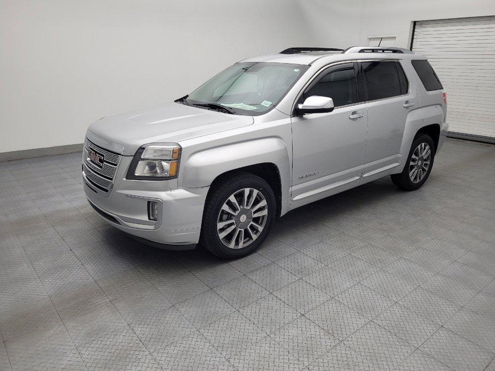 Used 2017 GMC Terrain Denali FWD image 2