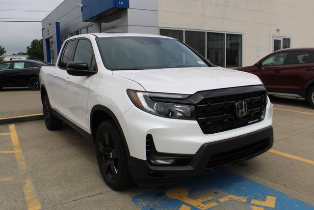 Used 2025 Honda Ridgeline Black Edition image 7
