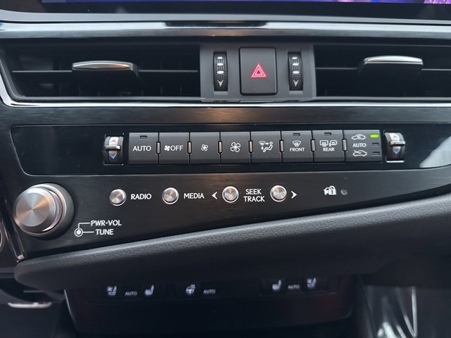 Used 2023 Lexus ES 350 F Sport w/ Accessory Package (Z2) image 24