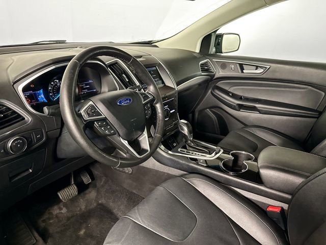 Used 2015 Ford Edge Titanium w/ Equipment Group 301A image 22