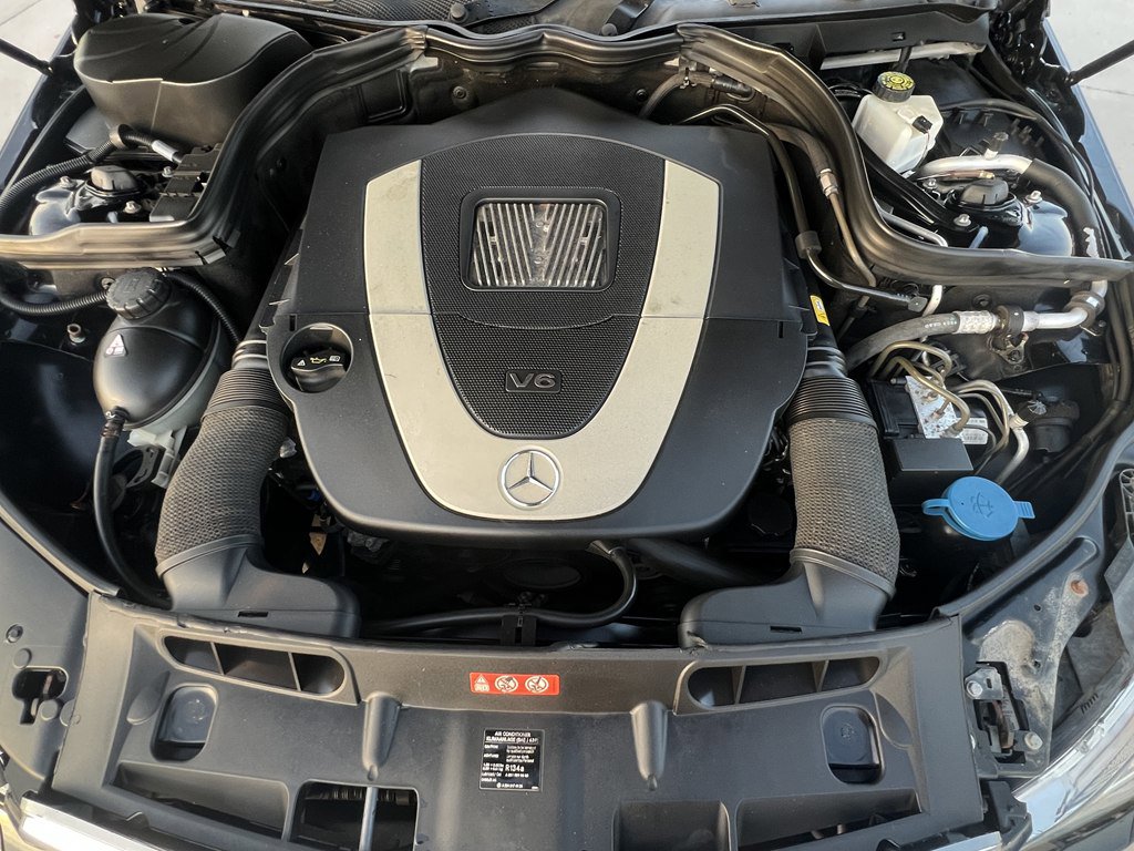 Used 2009 Mercedes-Benz C 300 4MATIC Sedan image 9