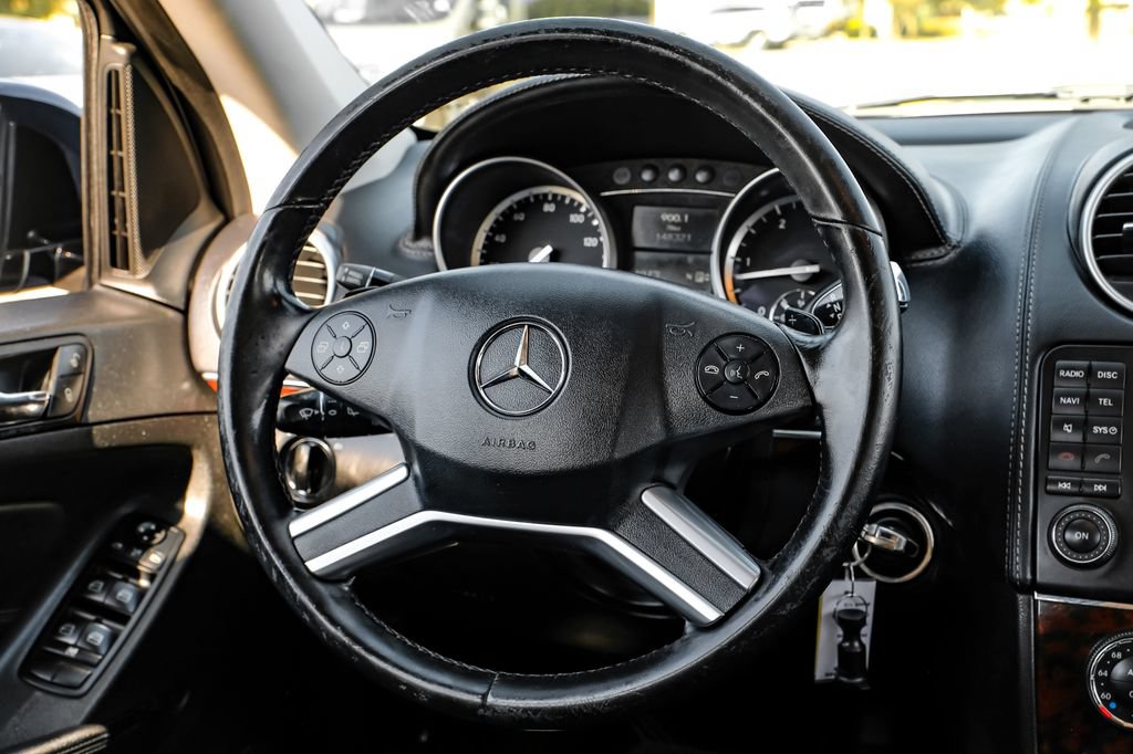 Used 2011 Mercedes-Benz GL 320 BlueTEC 4MATIC image 15