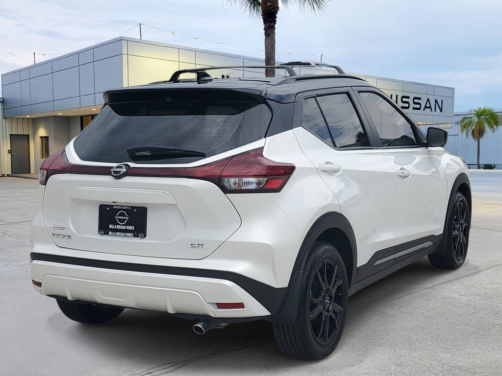 Certified 2024 Nissan Kicks SR w/ SR Premium Package FWD image 6