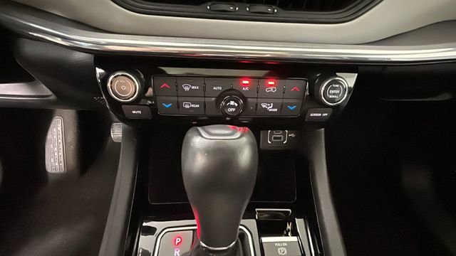 Used 2023 Jeep Compass Limited w/ Sun and Sound Group AWD/4WD image 23