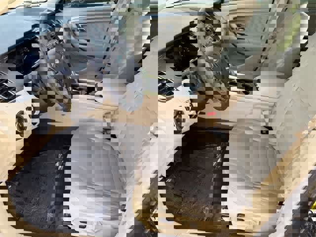 Used 2018 Ford Taurus SE image 14