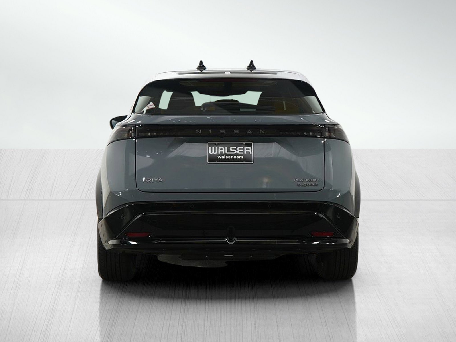 Used 2024 Nissan Ariya AWD image 4