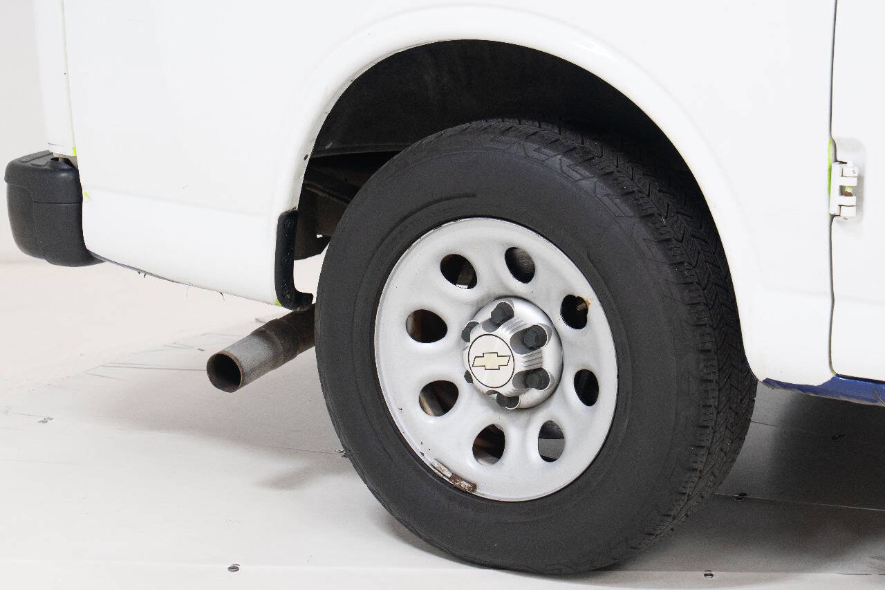 Used 2013 Chevrolet Express 1500 image 63