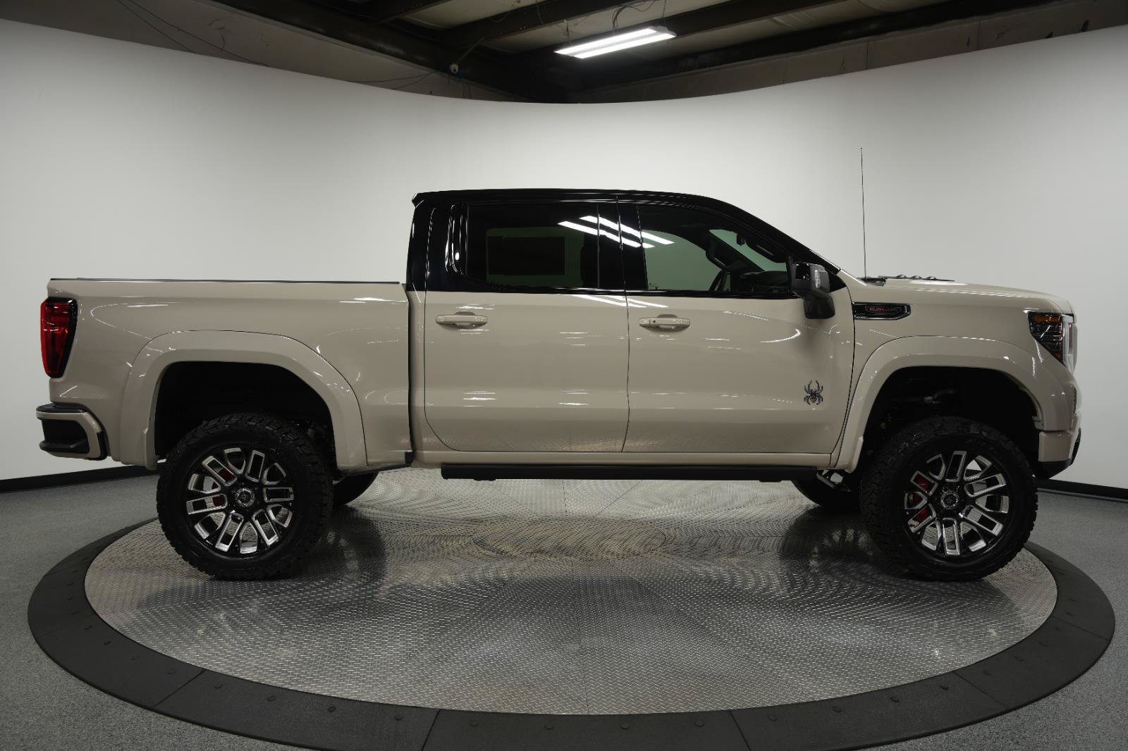 New 2026 GMC Sierra 1500 AT4 w/ AT4 Premium Package AWD/4WD image 11
