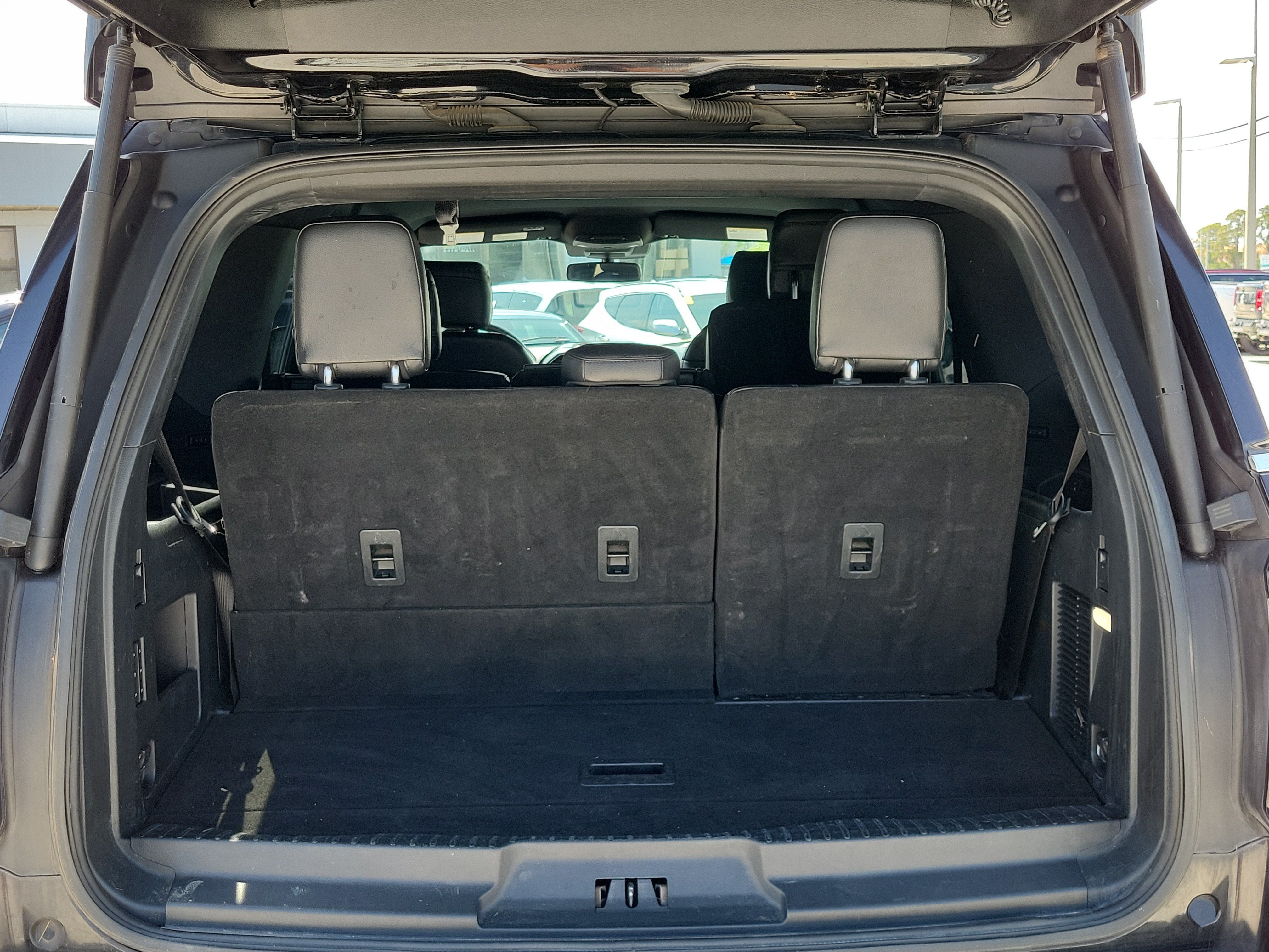 Used 2020 Ford Expedition Limited RWD image 12