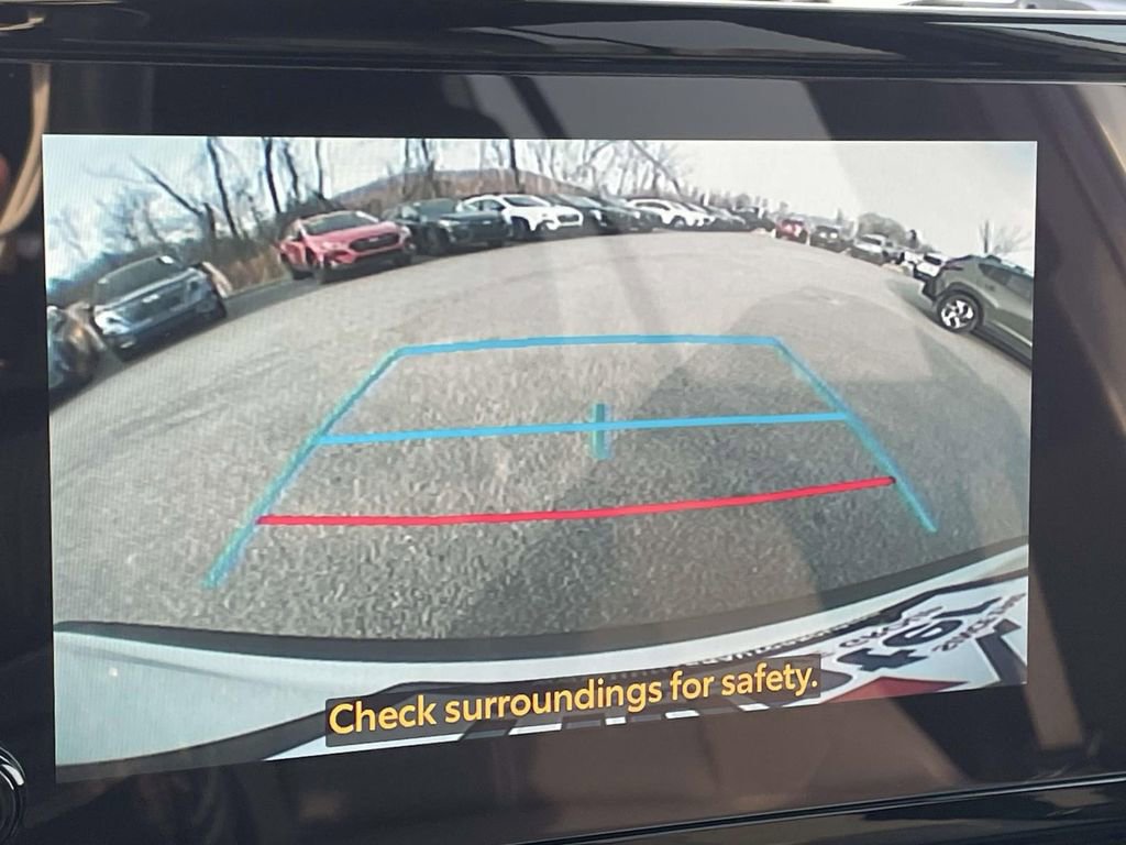 Used 2024 Toyota Corolla Cross SE image 17