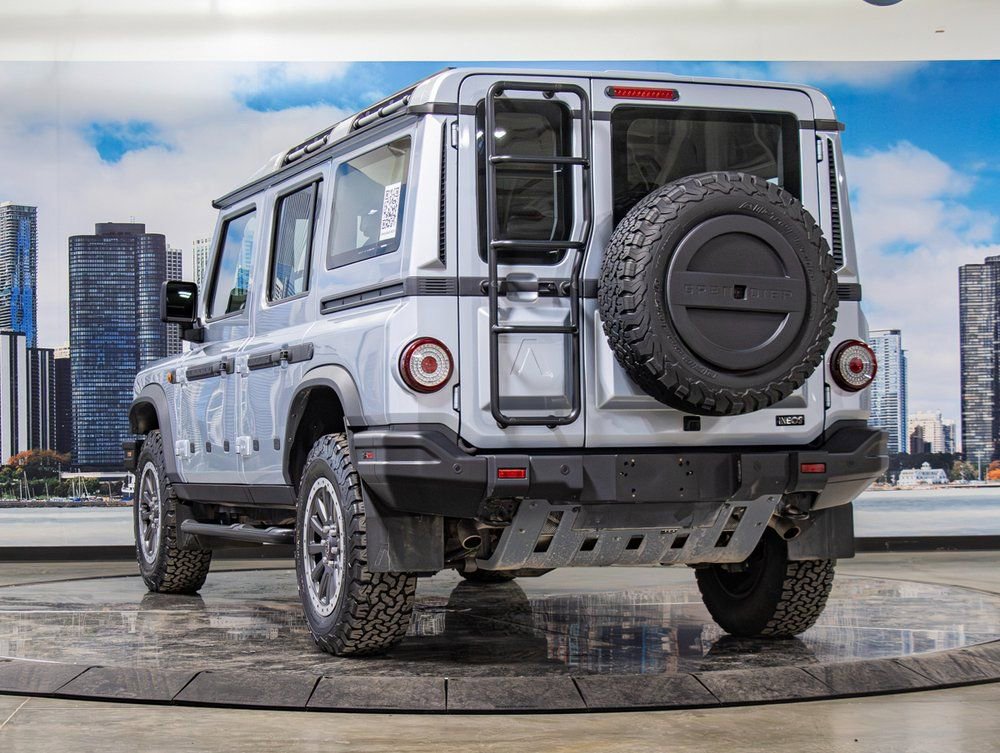 Used 2024 INEOS Grenadier Fieldmaster Edition image 9