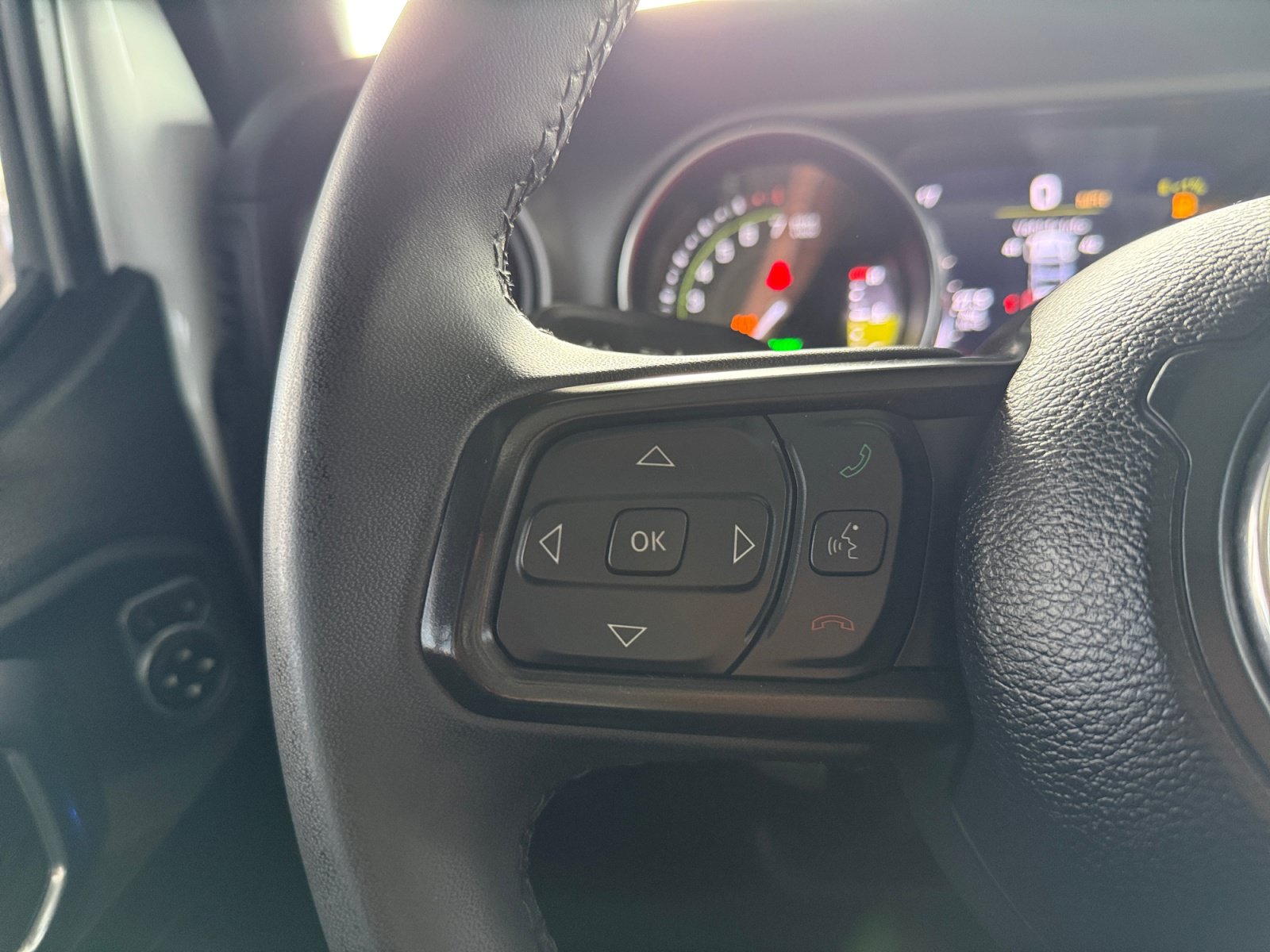 Used 2023 Jeep Wrangler Unlimited w/ 8.4" Radio Group AWD/4WD image 19
