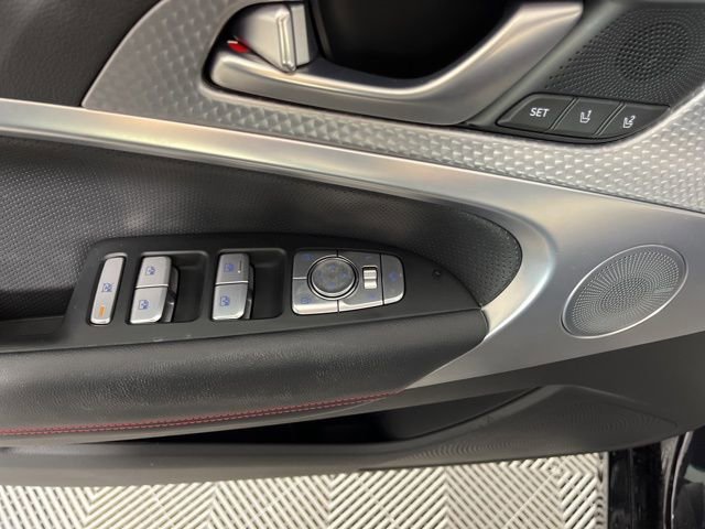 Used 2023 Genesis G70 3.3T w/ Sport Advanced Package image 32