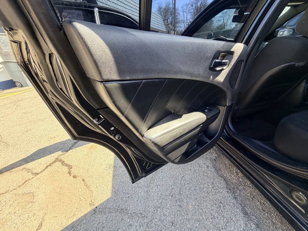 Used 2014 Dodge Charger R/T w/ Blacktop Package RWD image 22