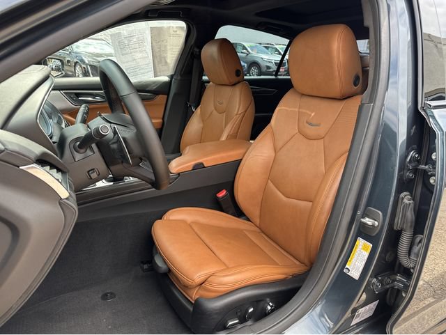 Certified 2022 Cadillac CT5 V w/ Platinum Package RWD image 5