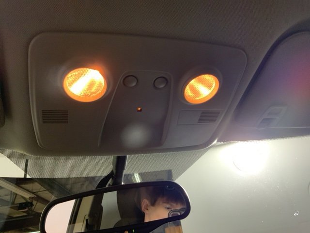 Used 2017 Chevrolet Traverse LT image 22