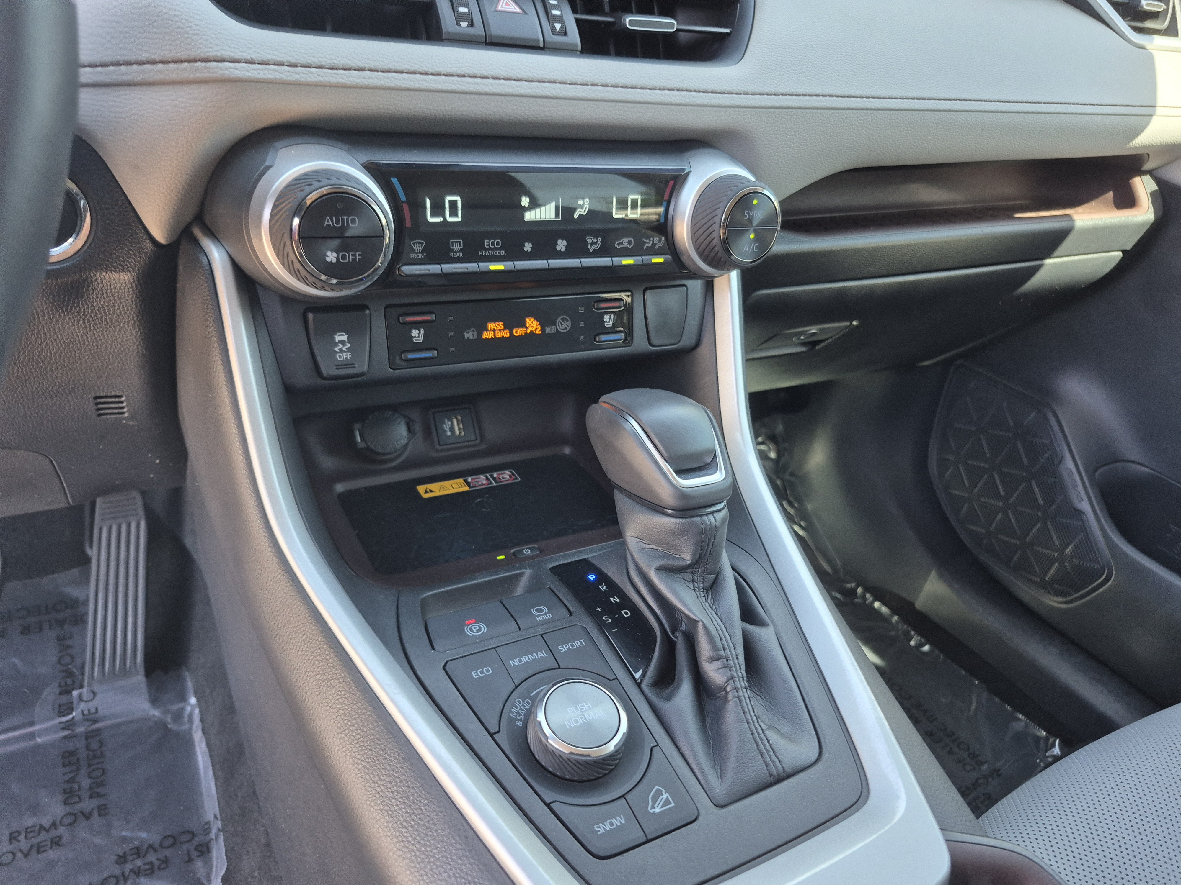 Certified 2023 Toyota RAV4 Limited AWD/4WD image 12