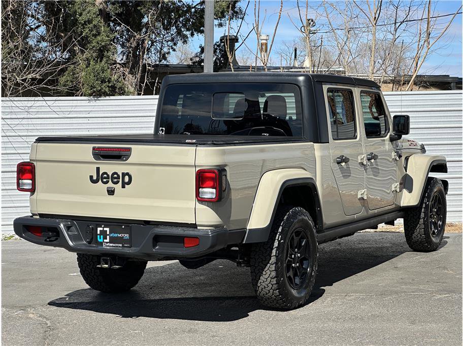 Used 2022 Jeep Gladiator Sport image 10