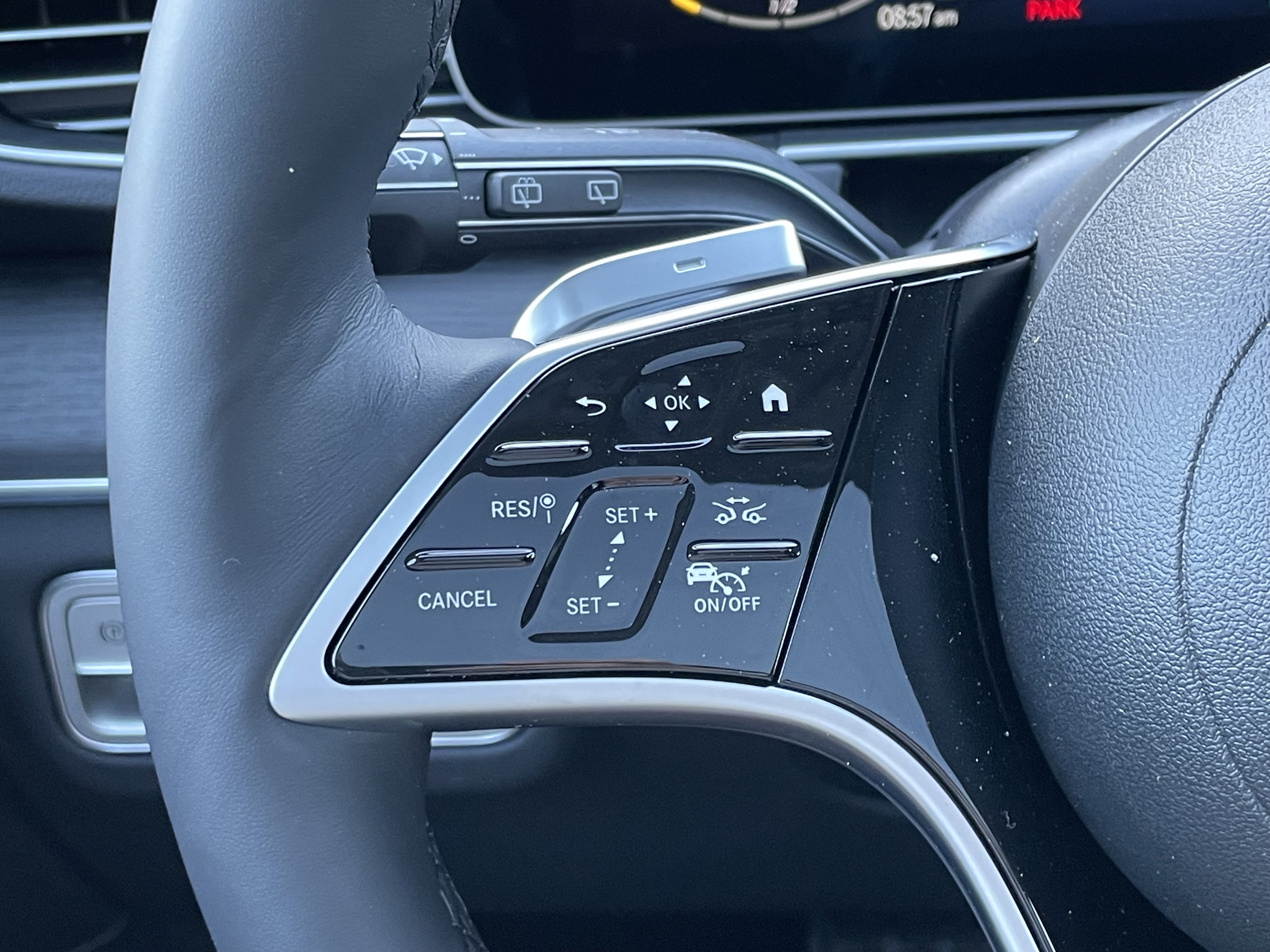 New 2026 Mercedes-Benz GLE 450 4MATIC image 23