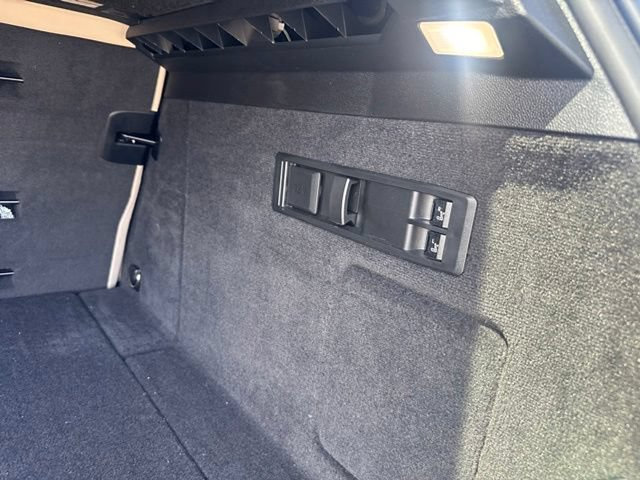 Certified 2024 BMW iX xDrive50 w/ Sport Package AWD/4WD image 18
