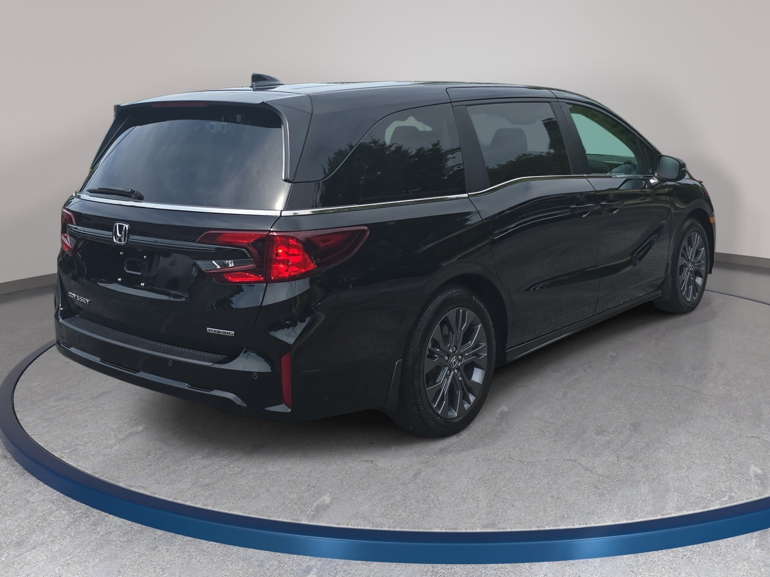 Used 2026 Honda Odyssey Touring image 5
