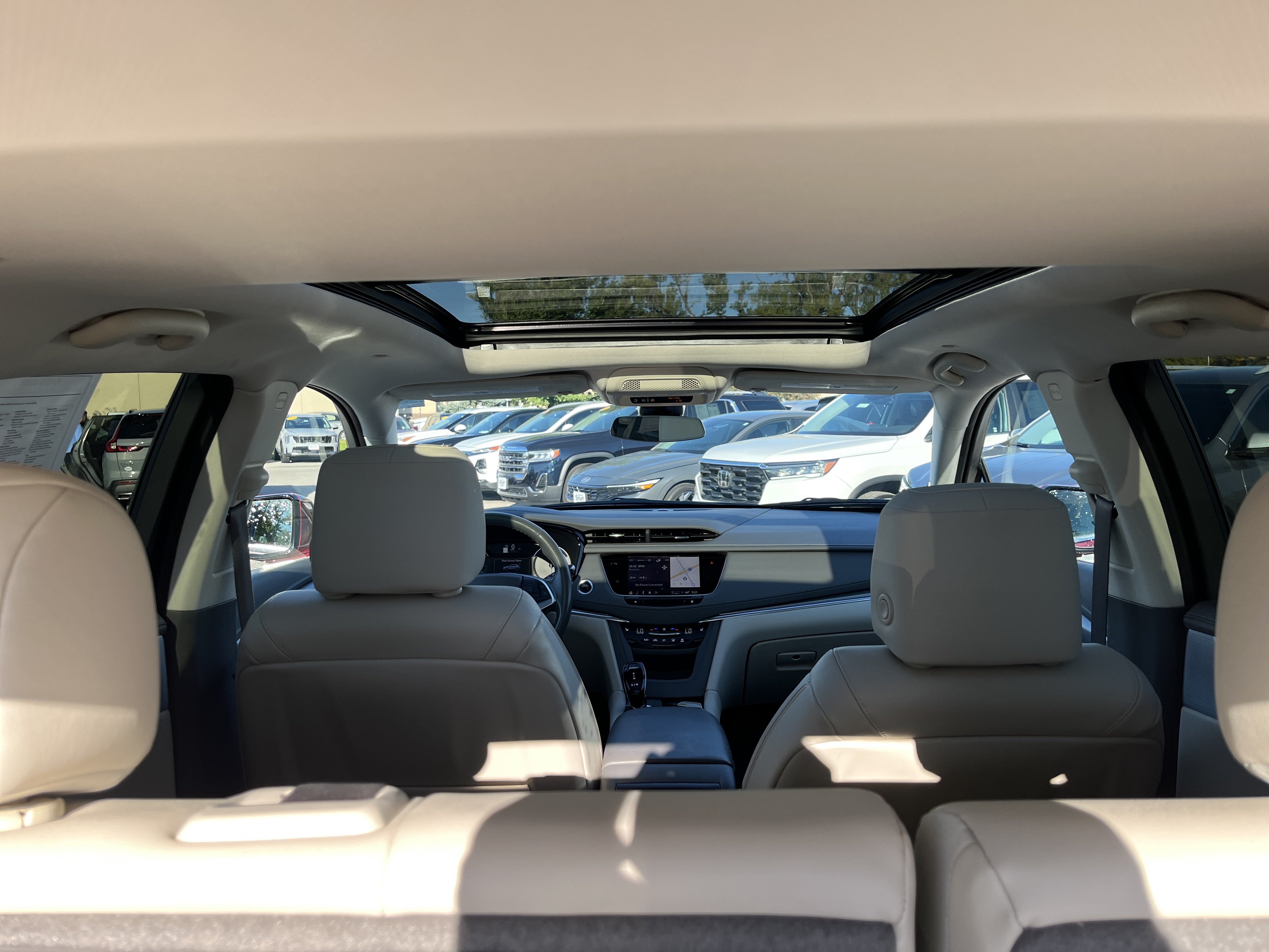 Used 2024 Cadillac XT5 Premium Luxury w/ LPO, Floor Liner Package AWD/4WD image 14