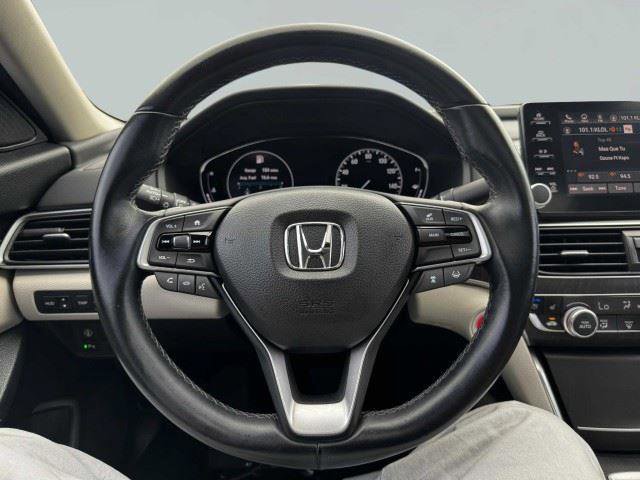 Used 2018 Honda Accord Touring image 28