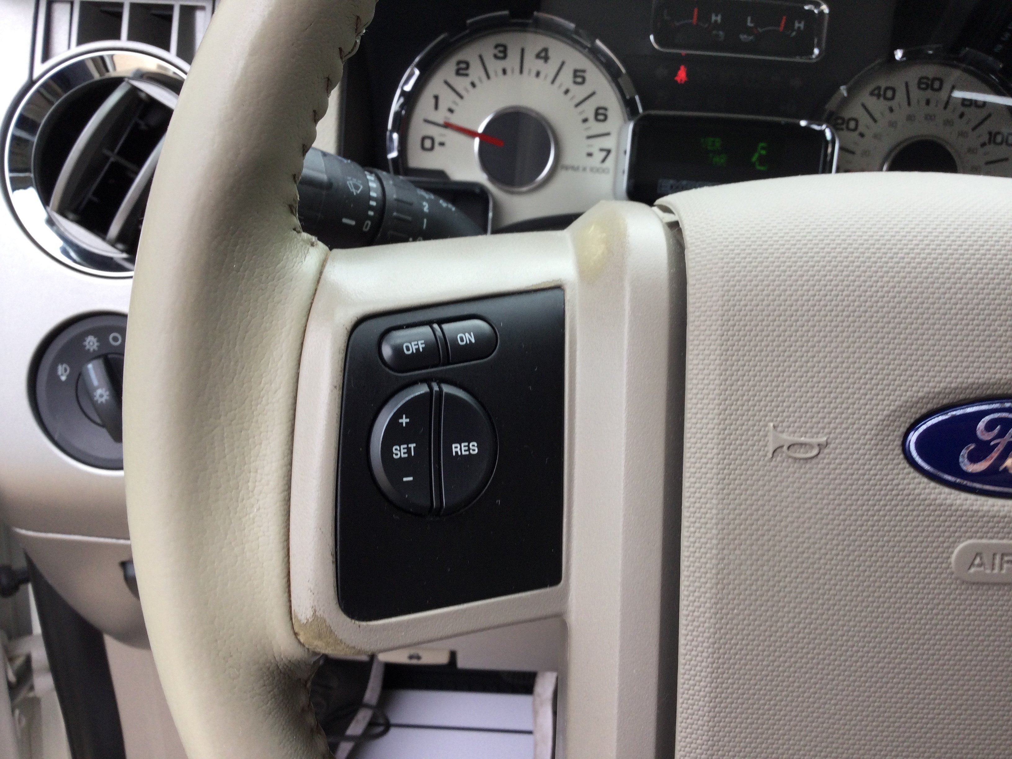 Used 2014 Ford Expedition EL Limited w/ Equipment Group 301A AWD/4WD image 15