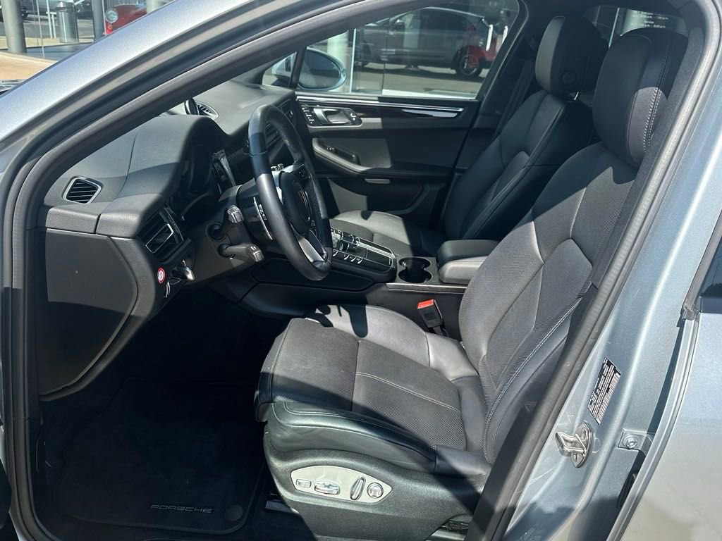 Used 2020 Porsche Macan image 9