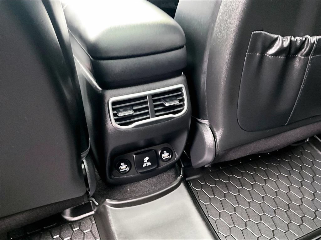 Used 2023 Hyundai Santa Fe Calligraphy AWD/4WD image 27