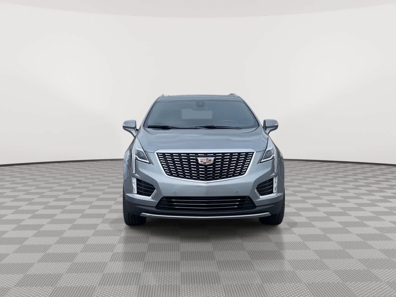 Certified 2024 Cadillac XT5 Premium Luxury AWD/4WD image 3