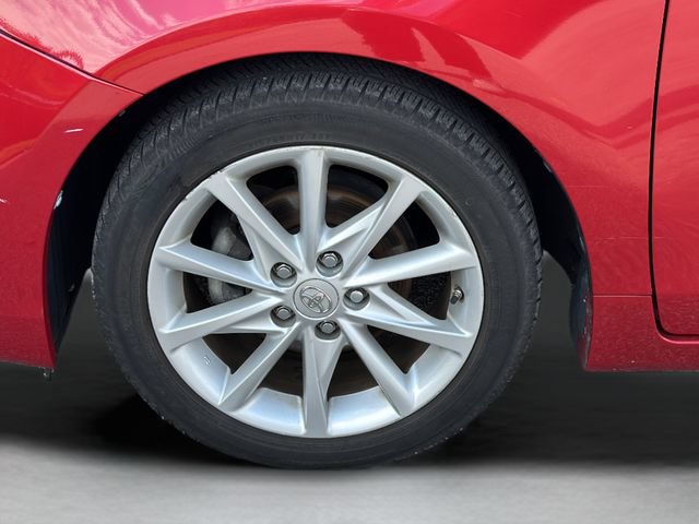Used 2012 Toyota Prius V Five FWD image 5