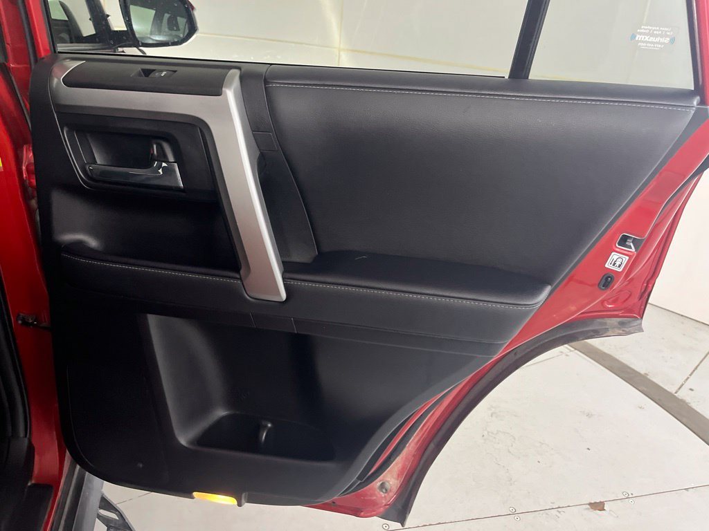 Used 2022 Toyota 4Runner SR5 AWD/4WD image 25