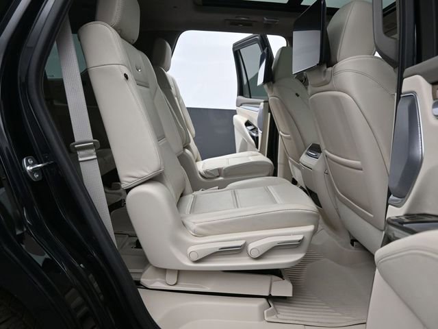 Certified 2025 Cadillac Escalade Premium Luxury Platinum w/ LPO, Floor Liner Package image 16