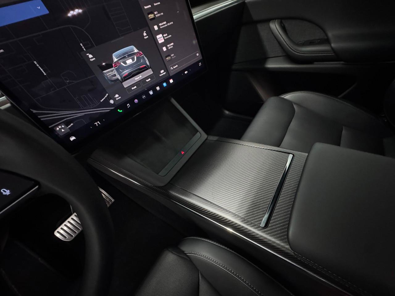 Used 2023 Tesla Model X Plaid image 13