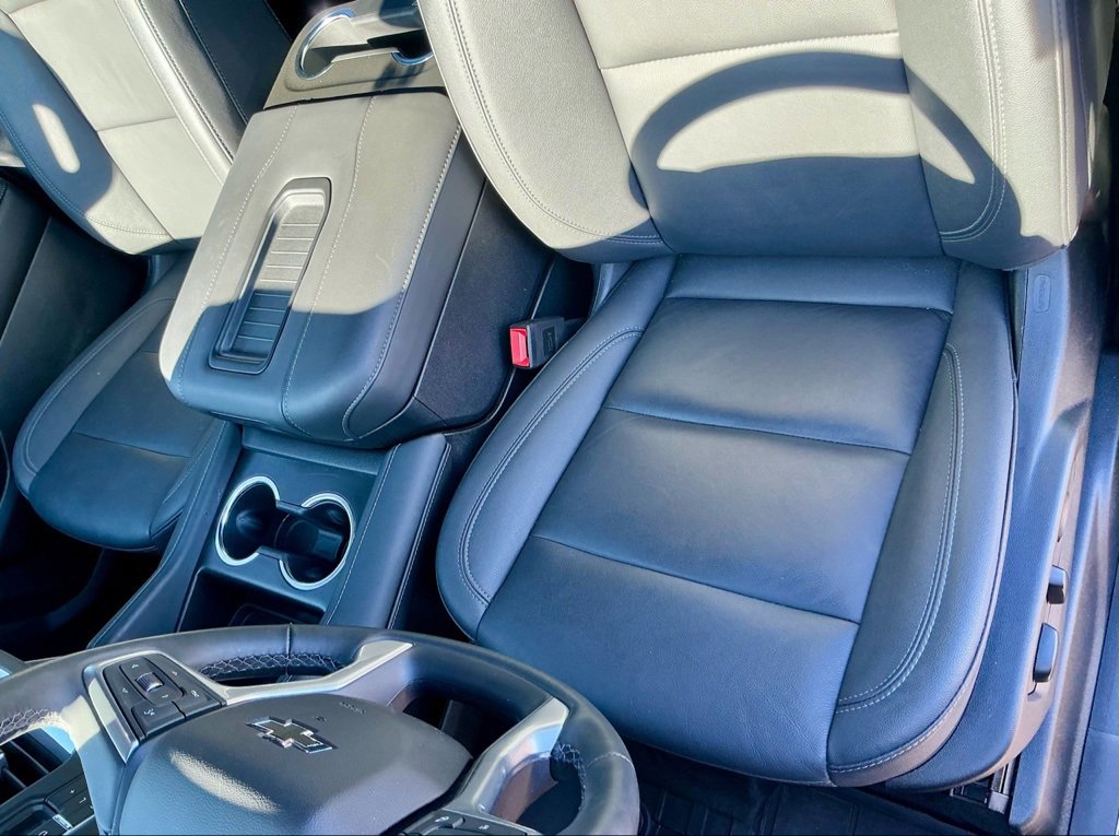 Used 2024 Chevrolet Tahoe Z71 w/ Luxury Package image 36