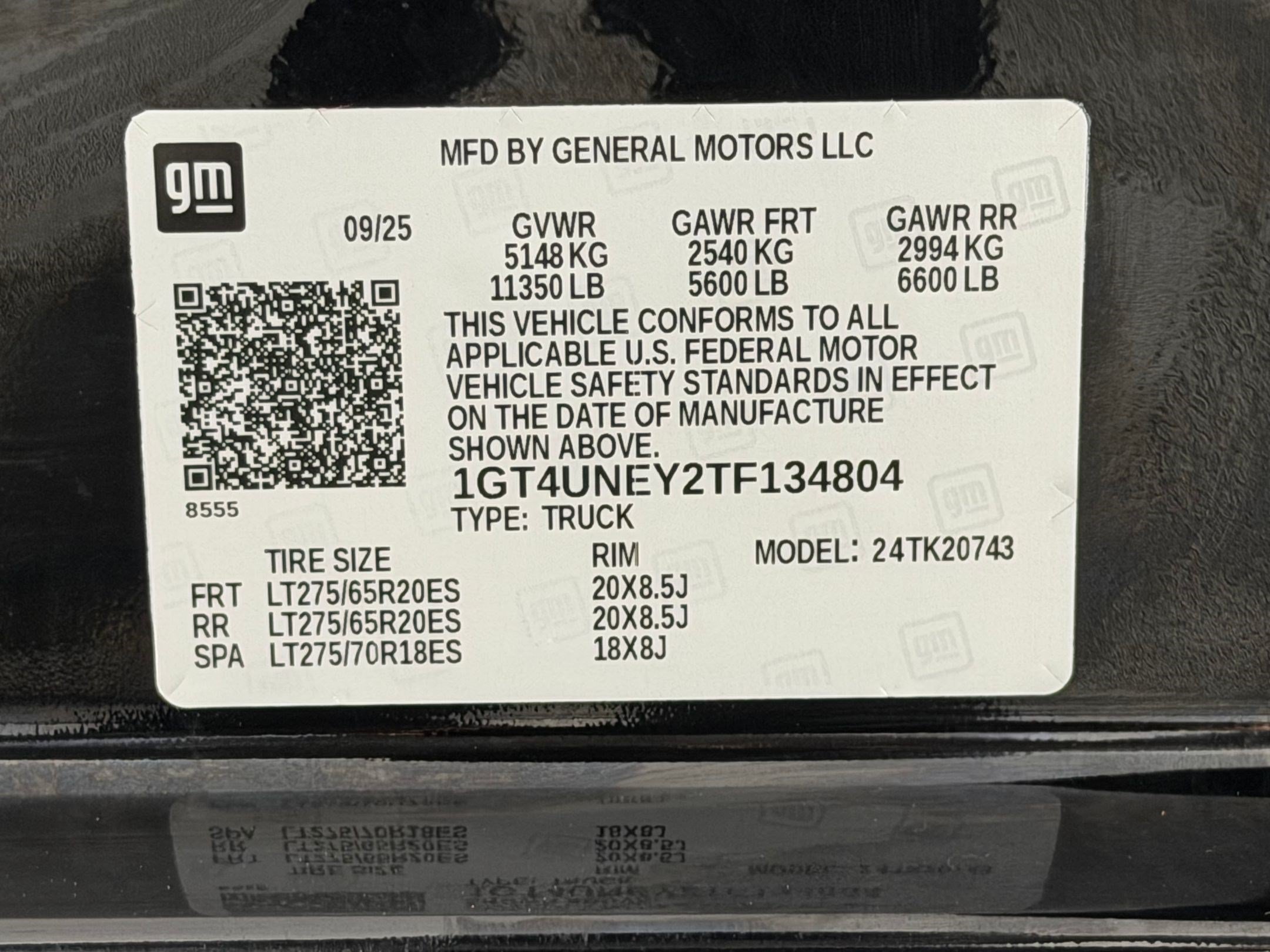 Used 2026 GMC Sierra 2500 SLT w/ SLT Convenience Package AWD/4WD image 29