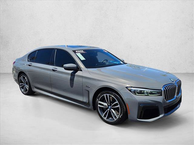 Used 2022 BMW 745e xDrive w/ M Sport Package AWD/4WD video 3