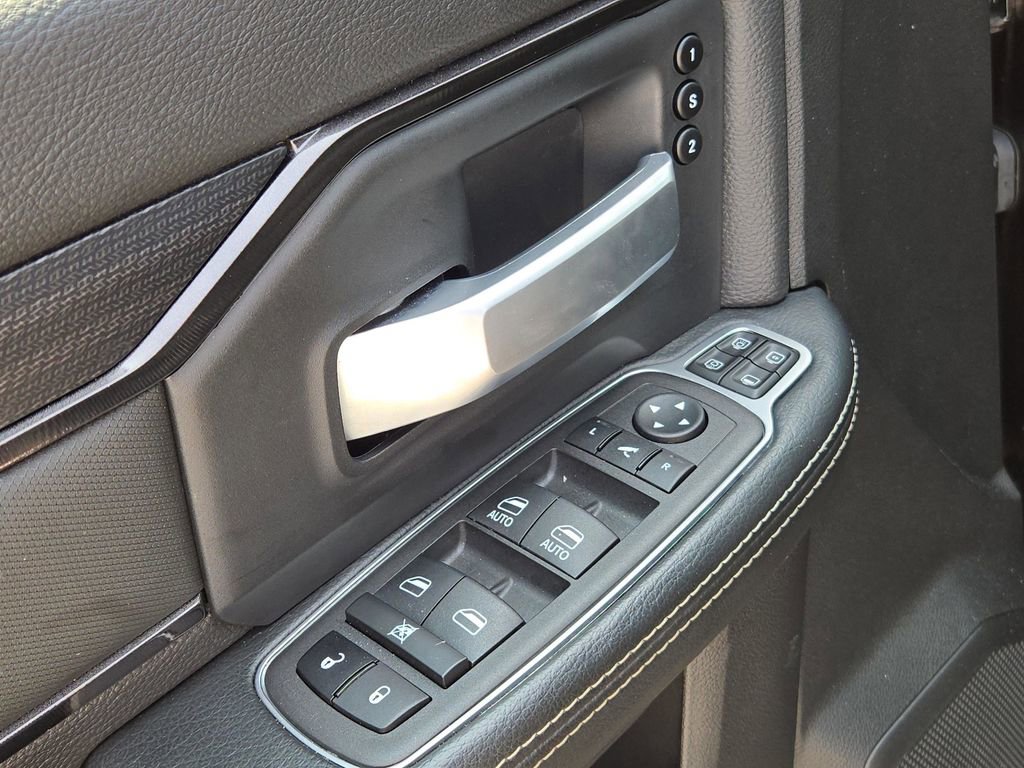Used 2024 RAM 2500 Rebel image 17