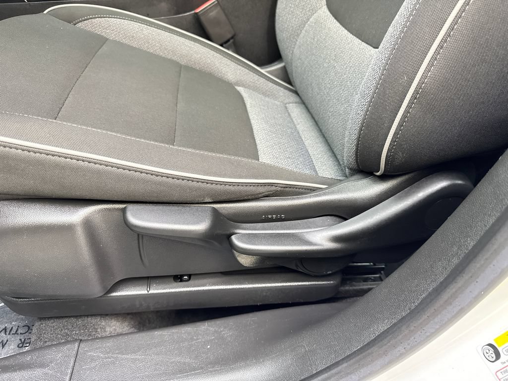Used 2023 Chevrolet TrailBlazer LS FWD image 28