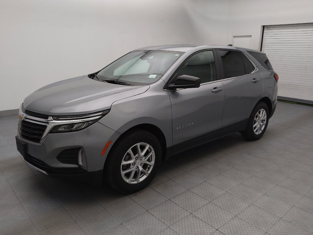 Used 2024 Chevrolet Equinox LT AWD/4WD image 2