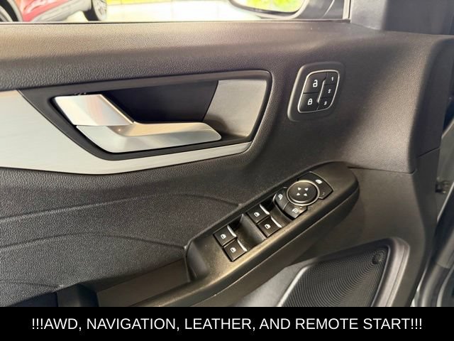 Used 2023 Ford Escape Platinum AWD/4WD image 23