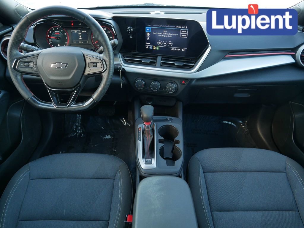 Used 2024 Chevrolet Trax RS image 17