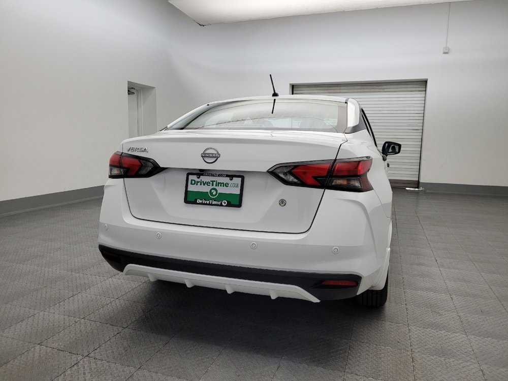 Used 2024 Nissan Versa S w/ Trunk Package image 7