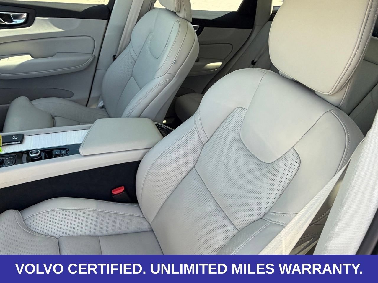 Certified 2026 Volvo XC60 B5 Ultra AWD/4WD image 28